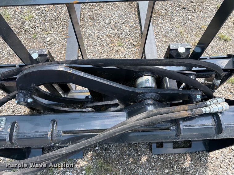 image for item MQ9071 2026 Arteer RPT-42L skid steer forks