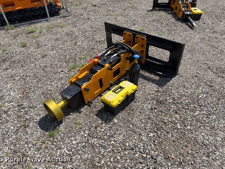image for item MQ9075 2026 D680 skid steer pile hammer