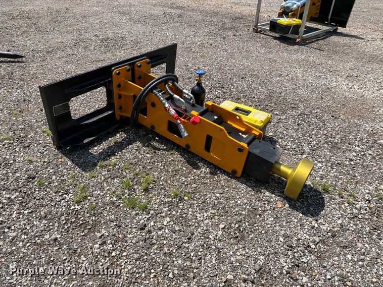 image for item MQ9075 2026 D680 skid steer pile hammer