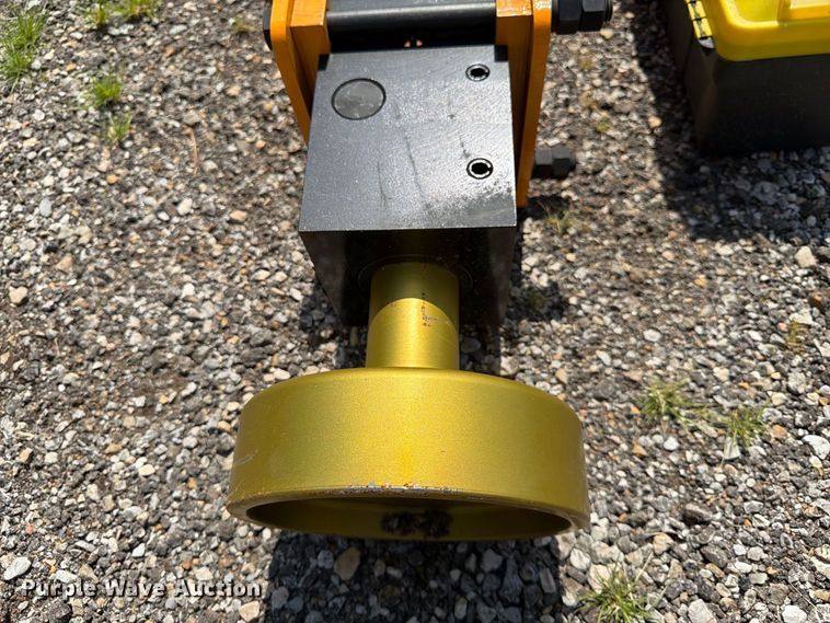 image for item MQ9075 2026 D680 skid steer pile hammer