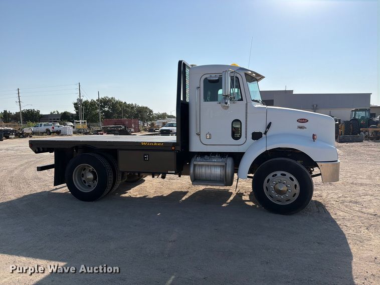 image for item MZ9896 2002 Peterbilt 330 flatbed truck