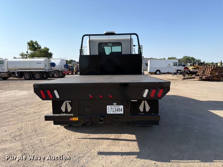 image for item MZ9896 2002 Peterbilt 330 flatbed truck
