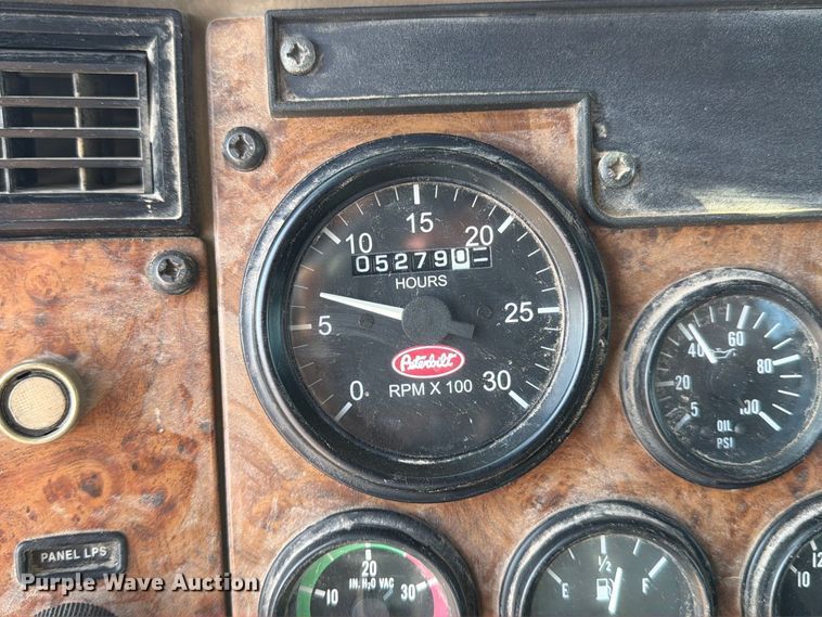 image for item MZ9896 2002 Peterbilt 330 flatbed truck