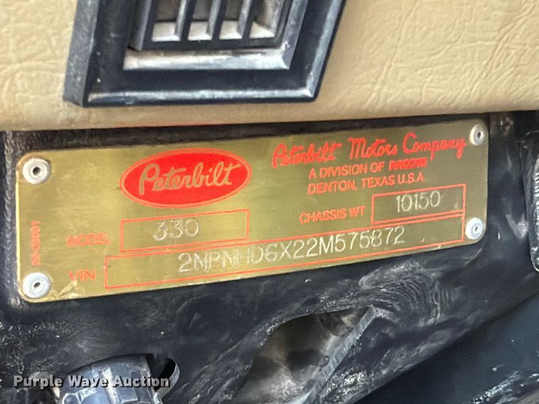 image for item MZ9896 2002 Peterbilt 330 flatbed truck