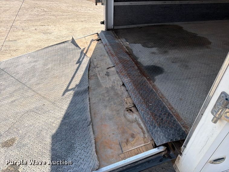 image for item MZ9903 2019 Lark VT714TA-5200E enclosed cargo trailer