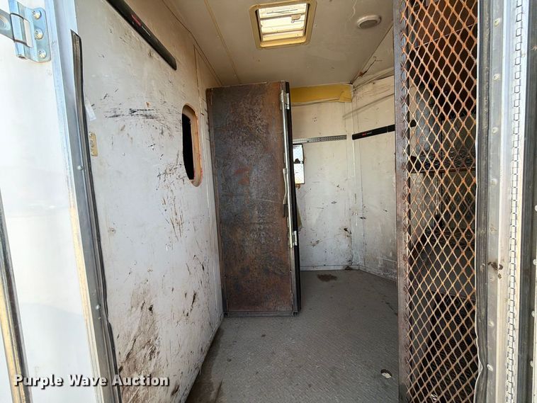 image for item MZ9904 2018 Pacer enclosed cargo trailer