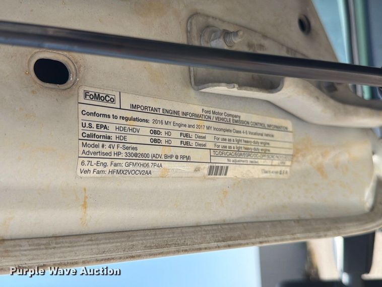 image for item MZ9909 2017 Ford F550 Super Duty XL Ext. Cab flatbed truck