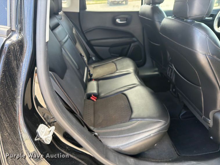 image for item MZ9998 2017 Jeep Compass Latitude SUV