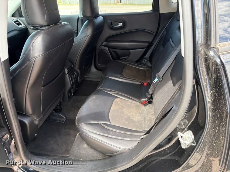 image for item MZ9998 2017 Jeep Compass Latitude SUV