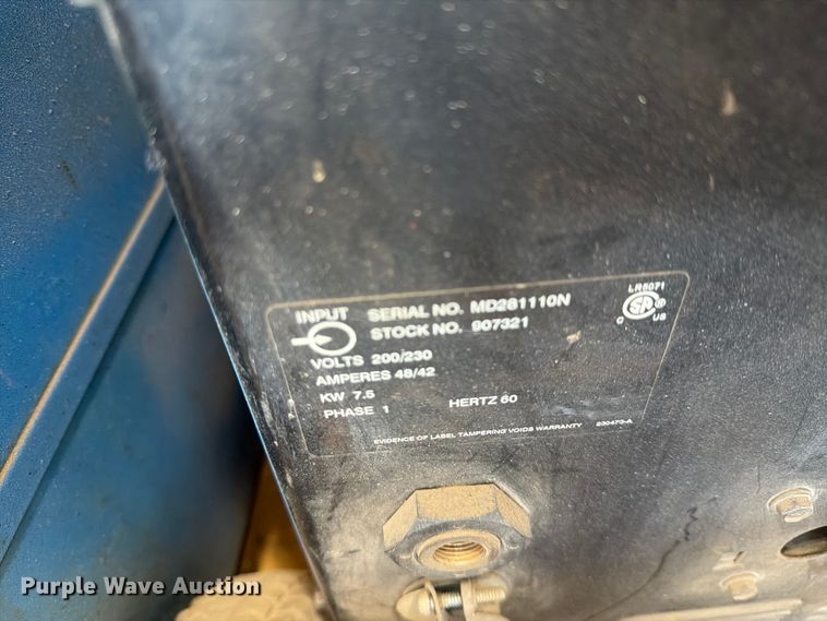 image for item NC9840 (4) Millermatic 252 welders