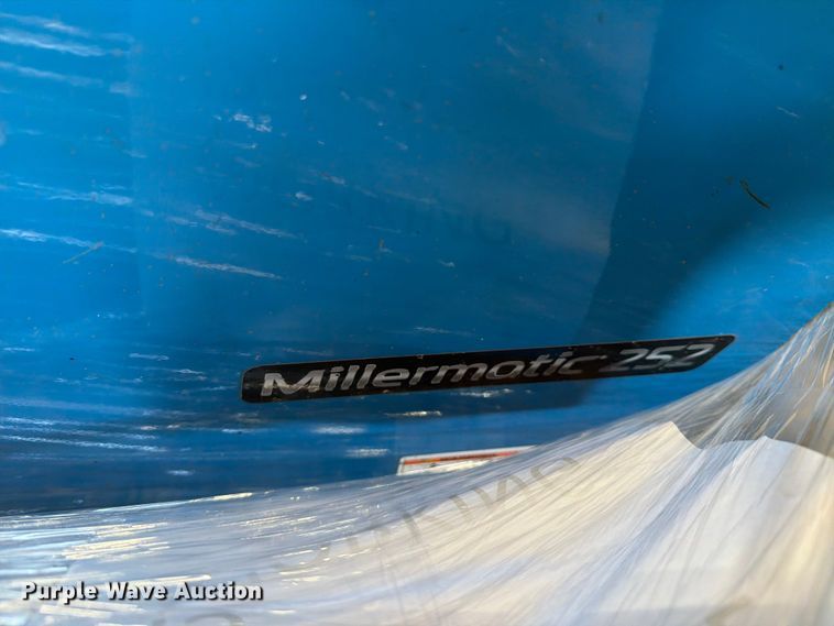 image for item NC9840 (4) Millermatic 252 welders