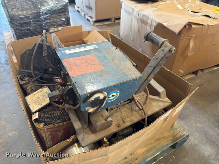 image for item NC9840 (4) Millermatic 252 welders