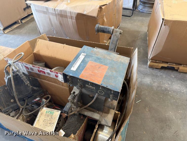 image for item NC9840 (4) Millermatic 252 welders