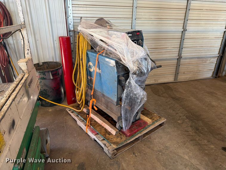 image for item NC9843 Miller Shopmate 300 welder