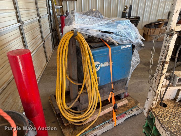 image for item NC9843 Miller Shopmate 300 welder