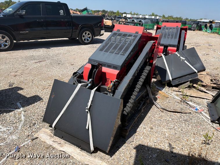 Erie Industries SCL850 compact utility loader