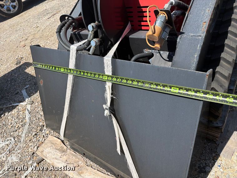 image for item NC9889 Erie Industries SCL850 compact utility loader