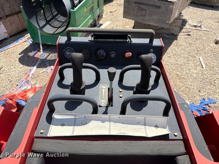 image for item NC9891 Erie Industries SCL850 compact utility loader