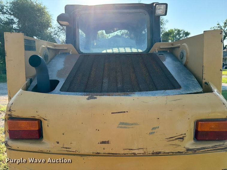 image for item NF9516 2007 Caterpillar 236B2 skid steer loader