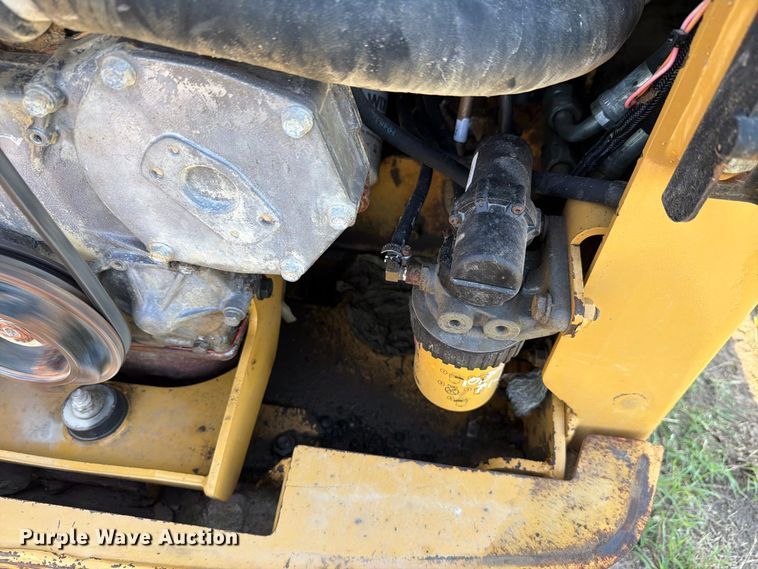 image for item NF9516 2007 Caterpillar 236B2 skid steer loader