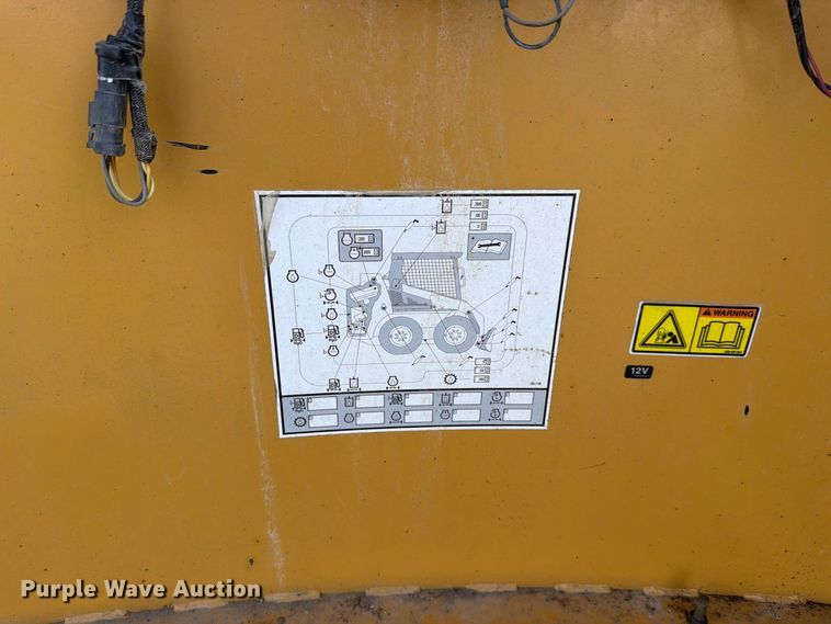 image for item NF9516 2007 Caterpillar 236B2 skid steer loader