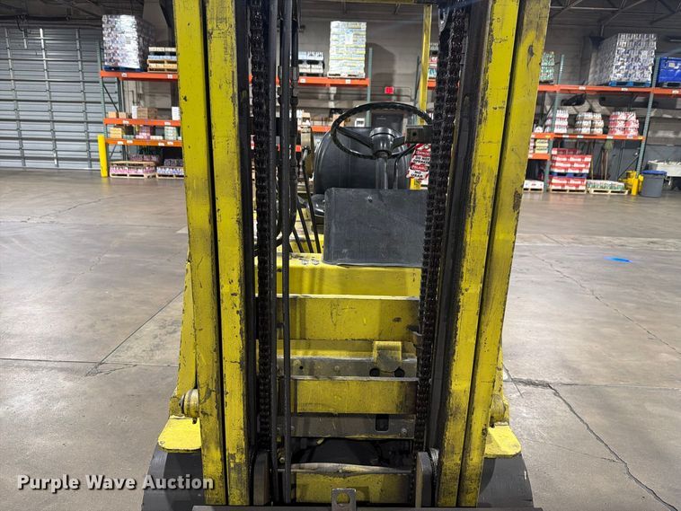 image for item NF9517 Mitsubishi FGC25 forklift