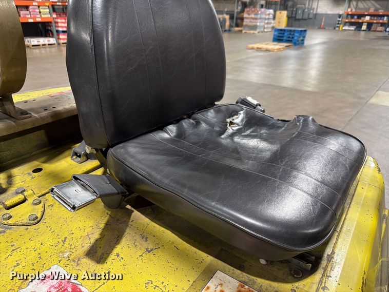image for item NF9517 Mitsubishi FGC25 forklift