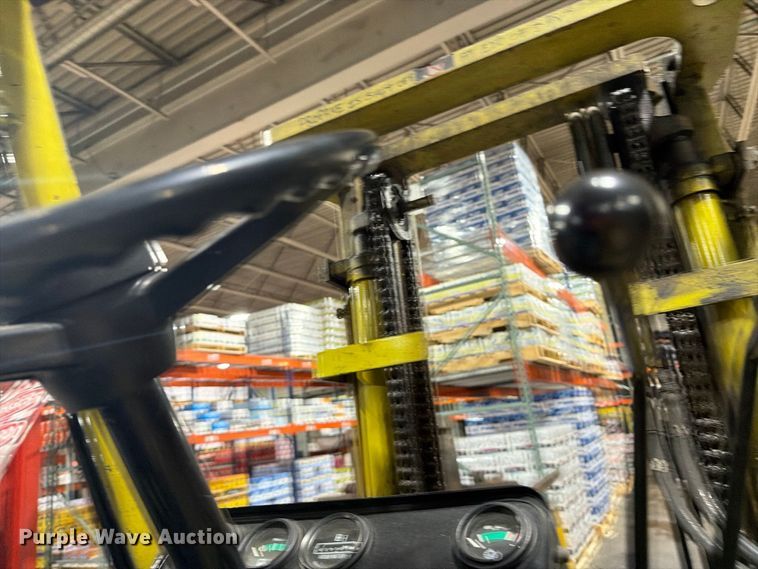 image for item NF9517 Mitsubishi FGC25 forklift