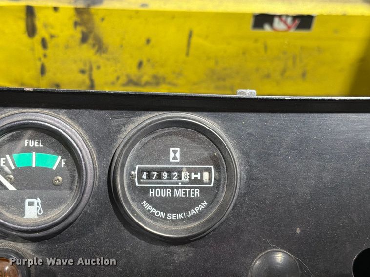 image for item NF9517 Mitsubishi FGC25 forklift