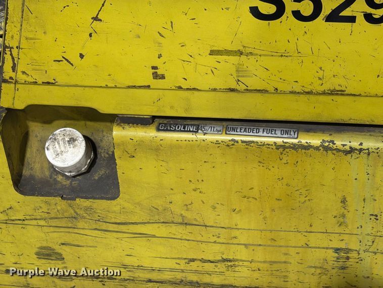 image for item NF9517 Mitsubishi FGC25 forklift