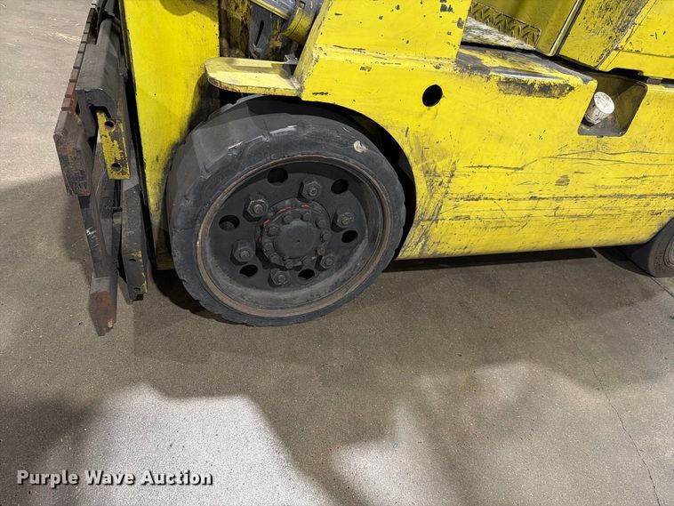 image for item NF9517 Mitsubishi FGC25 forklift