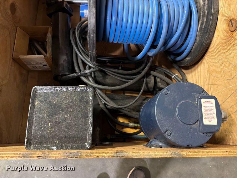 image for item NF9519 Autoquip  pump