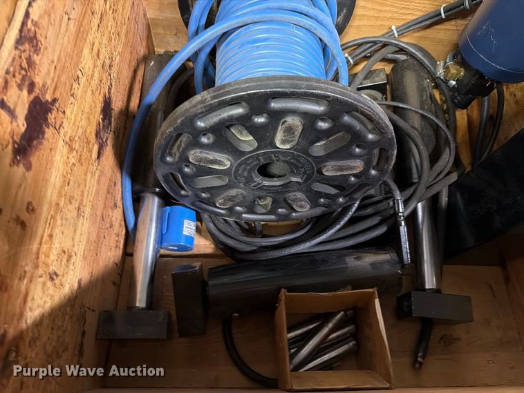 image for item NF9519 Autoquip  pump