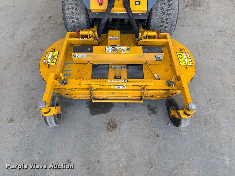 image for item NF9525 2020 Walker MB27I ZTR lawn mower