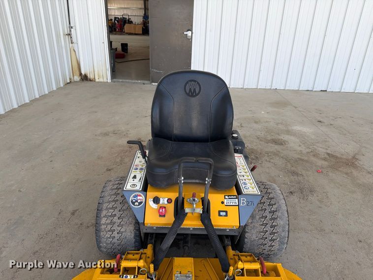 image for item NF9525 2020 Walker MB27I ZTR lawn mower