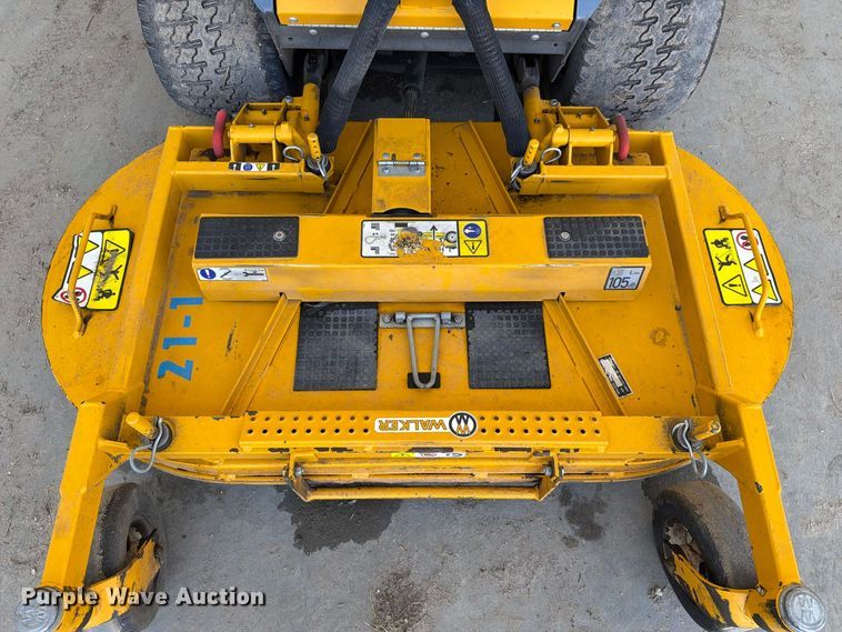 image for item NF9525 2020 Walker MB27I ZTR lawn mower