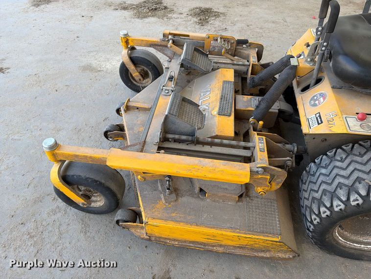 image for item NF9532 2018 Walker MH27I-16 ZTR lawn mower