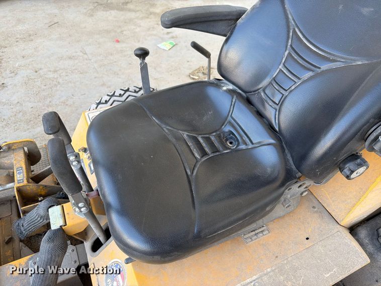 image for item NF9532 2018 Walker MH27I-16 ZTR lawn mower