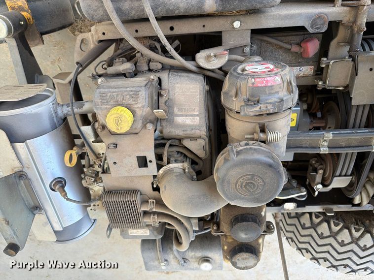 image for item NF9532 2018 Walker MH27I-16 ZTR lawn mower
