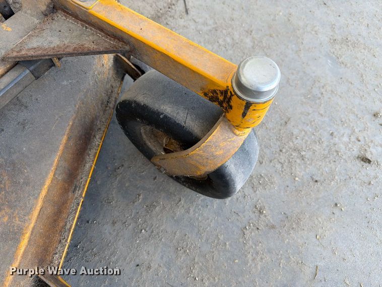 image for item NF9532 2018 Walker MH27I-16 ZTR lawn mower