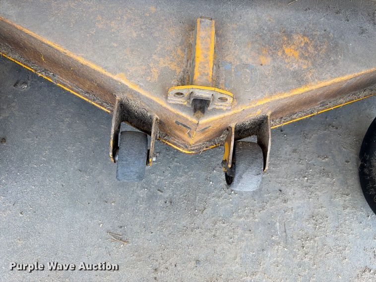 image for item NF9532 2018 Walker MH27I-16 ZTR lawn mower