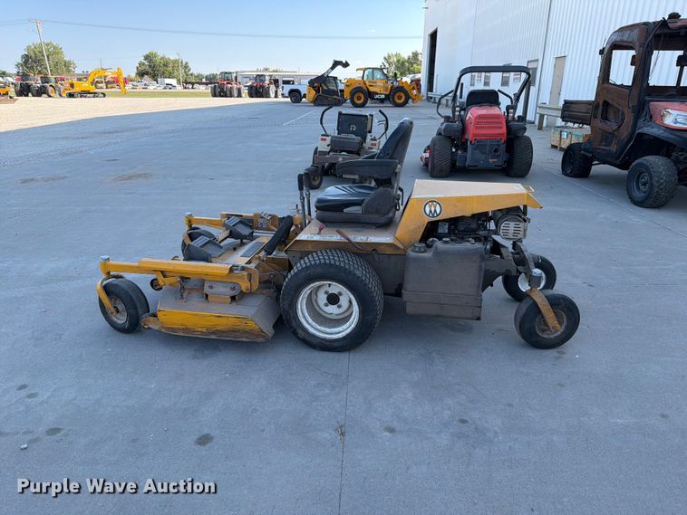 image for item NF9549 2022 Walker H27i ZTR lawn mower