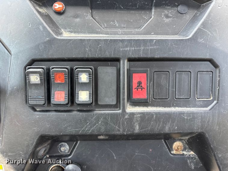 image for item NM9951 2014 Bobcat 3400 Utility vehicle