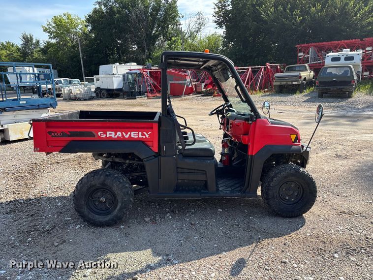 image for item NM9955 2016 Gravely 3000 utility vehicle