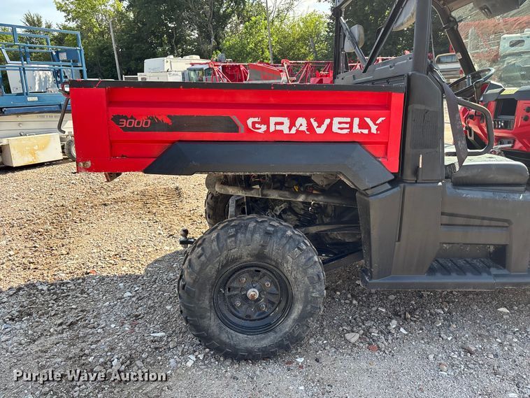 image for item NM9955 2016 Gravely 3000 utility vehicle