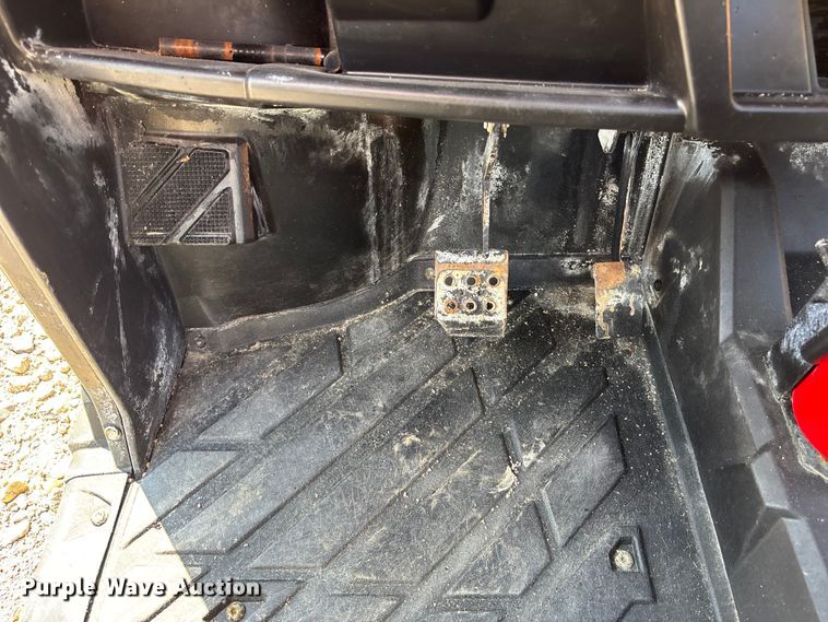 image for item NM9955 2016 Gravely 3000 utility vehicle