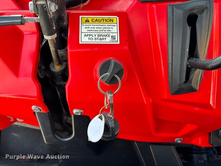 image for item NM9955 2016 Gravely 3000 utility vehicle