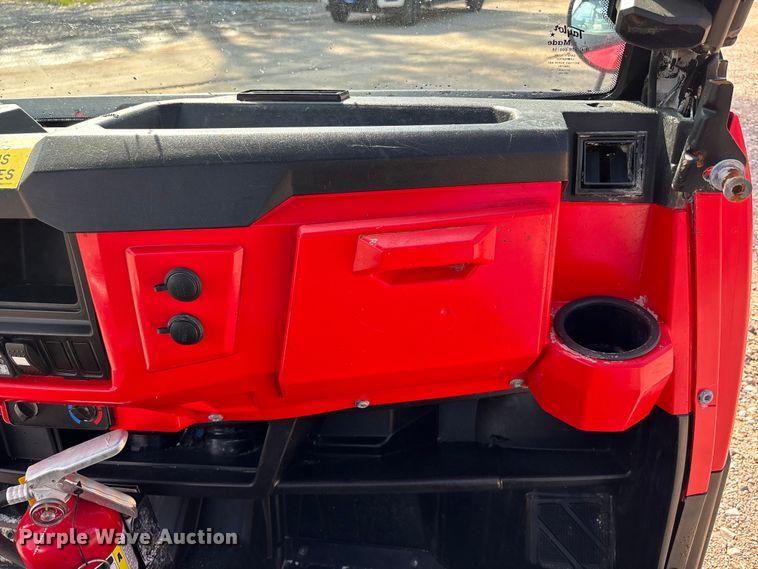 image for item NM9955 2016 Gravely 3000 utility vehicle