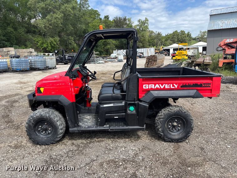 image for item NM9956 2016 Gravely 3000 utility vehicle