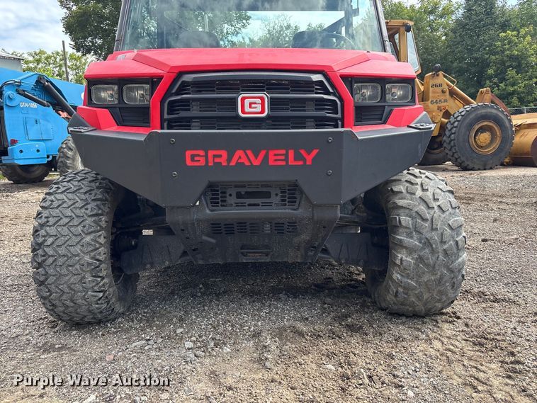 image for item NM9956 2016 Gravely 3000 utility vehicle